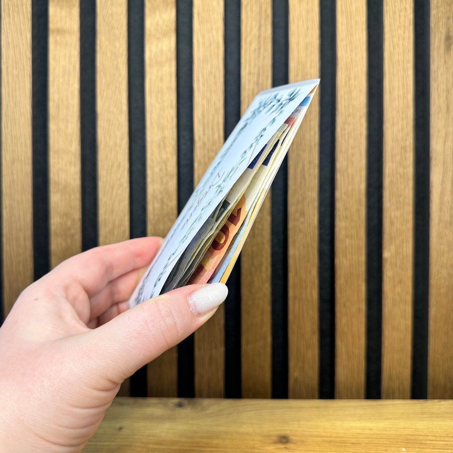 Zipperless envelopes for your wallet, various designs