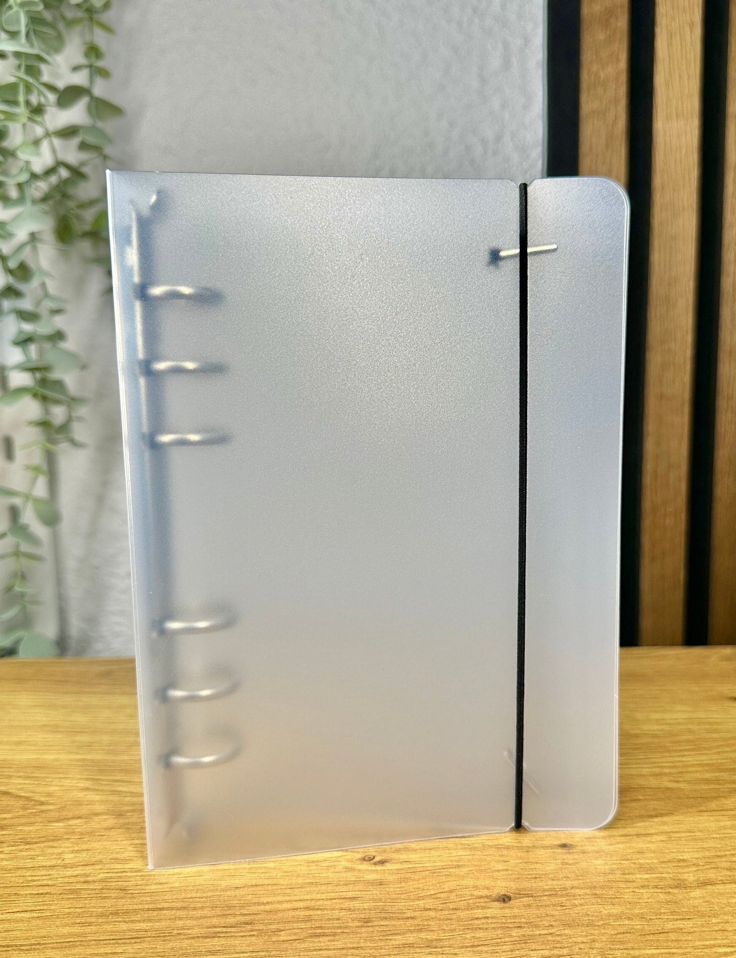 *SALE* Clearfrost Binder I Clear I Transparent