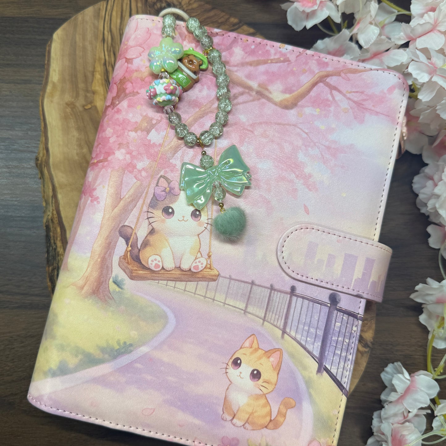 Kawaii Statement Anhänger - HANDMADE